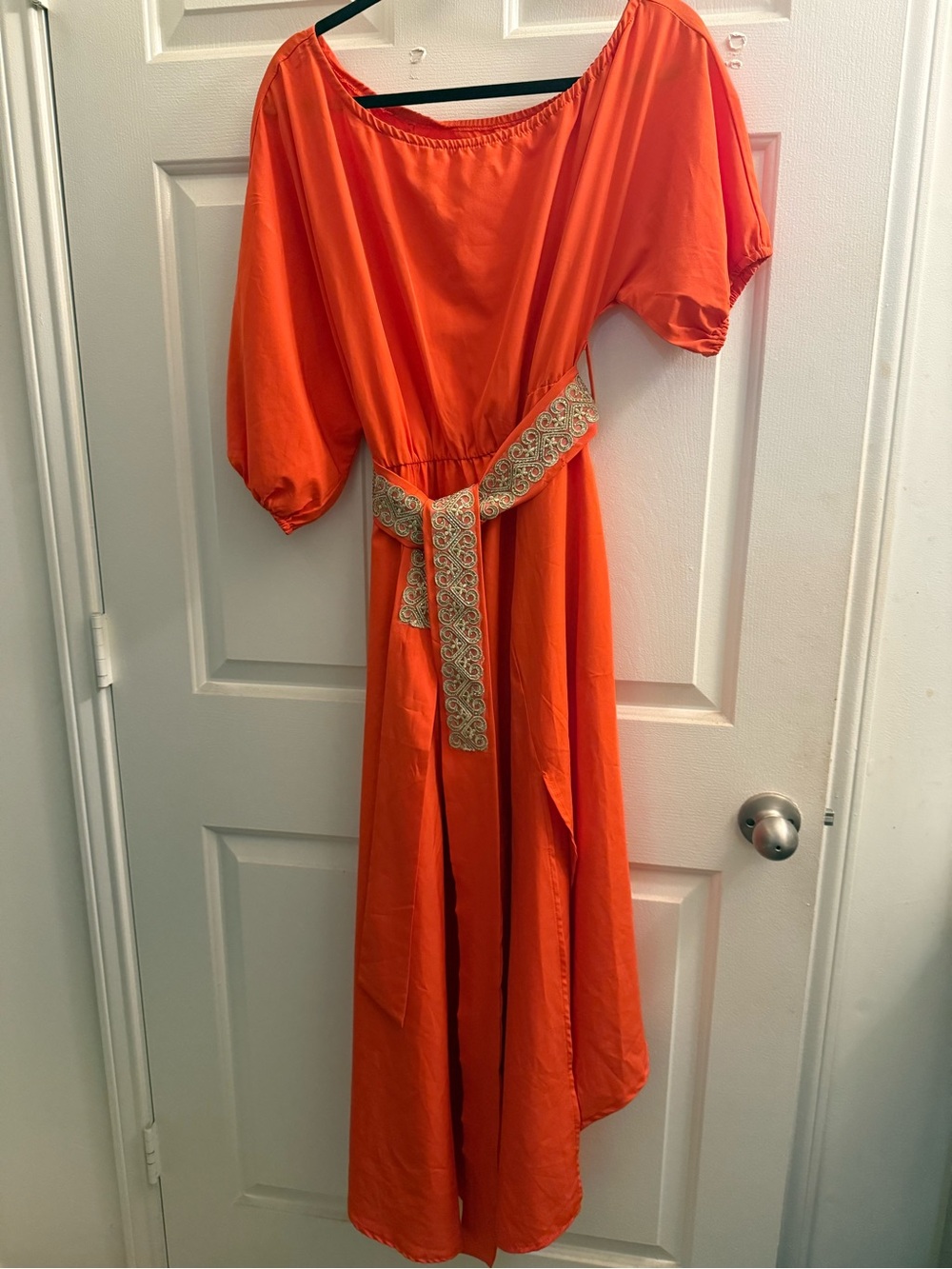 Slant shoulder belted waist dress